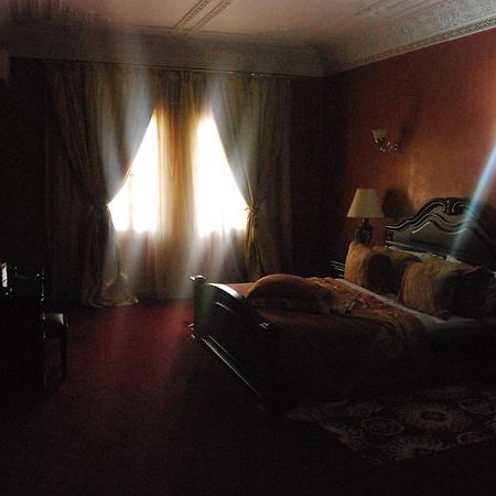 מידלת Hotel Taddart מראה חיצוני תמונה