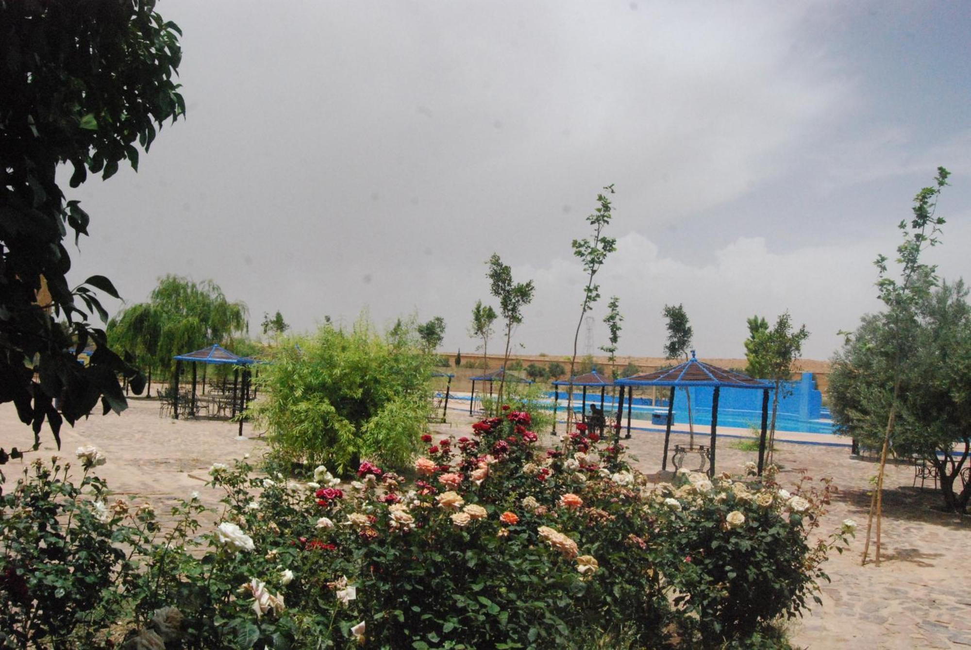 מידלת Hotel Taddart מראה חיצוני תמונה