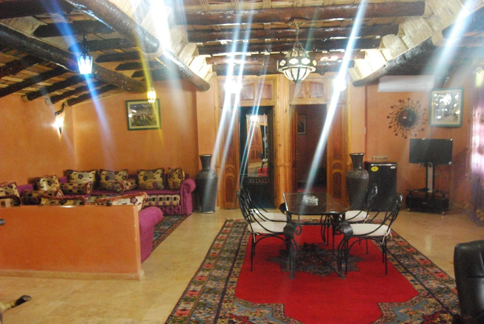 מידלת Hotel Taddart מראה חיצוני תמונה
