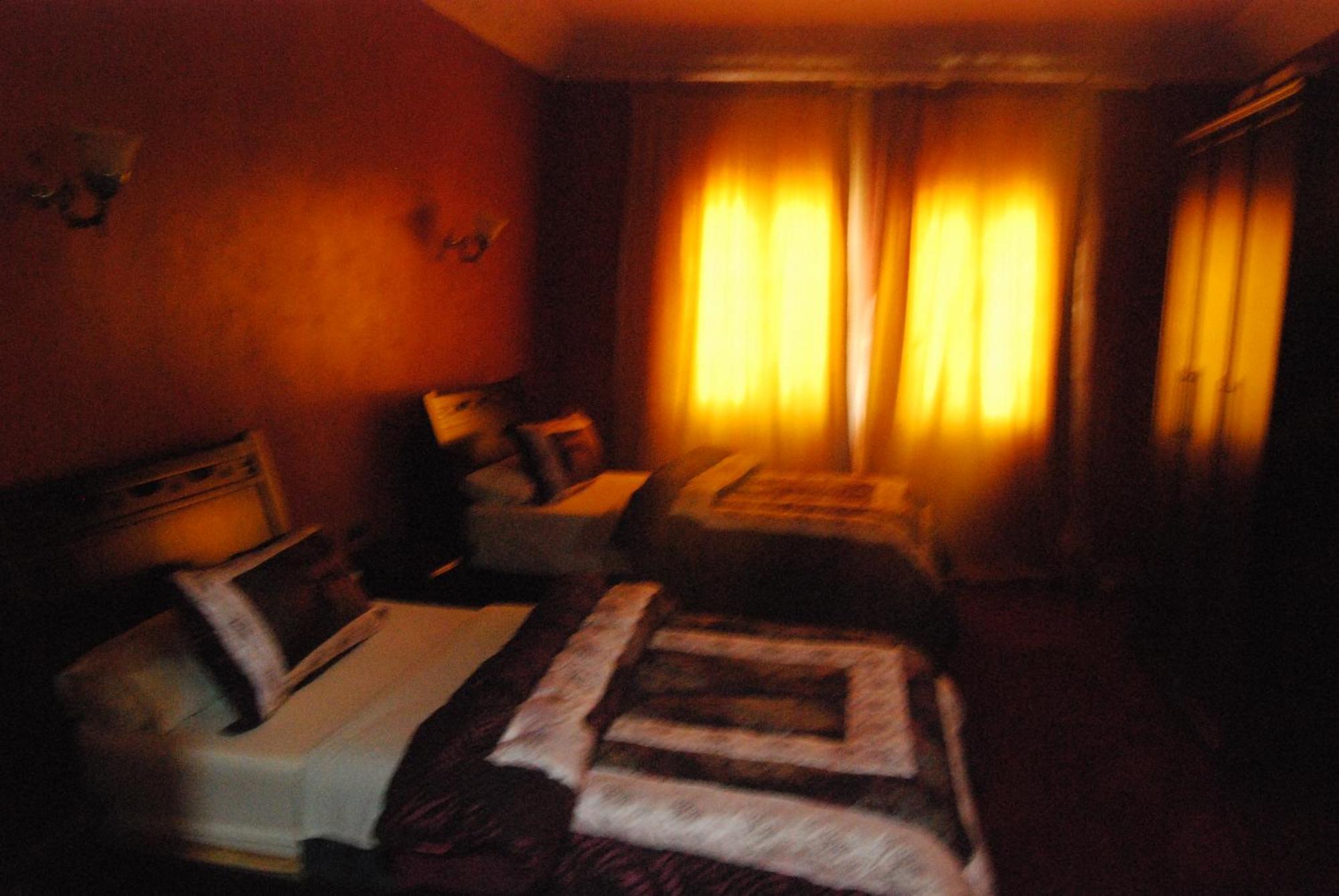 מידלת Hotel Taddart מראה חיצוני תמונה