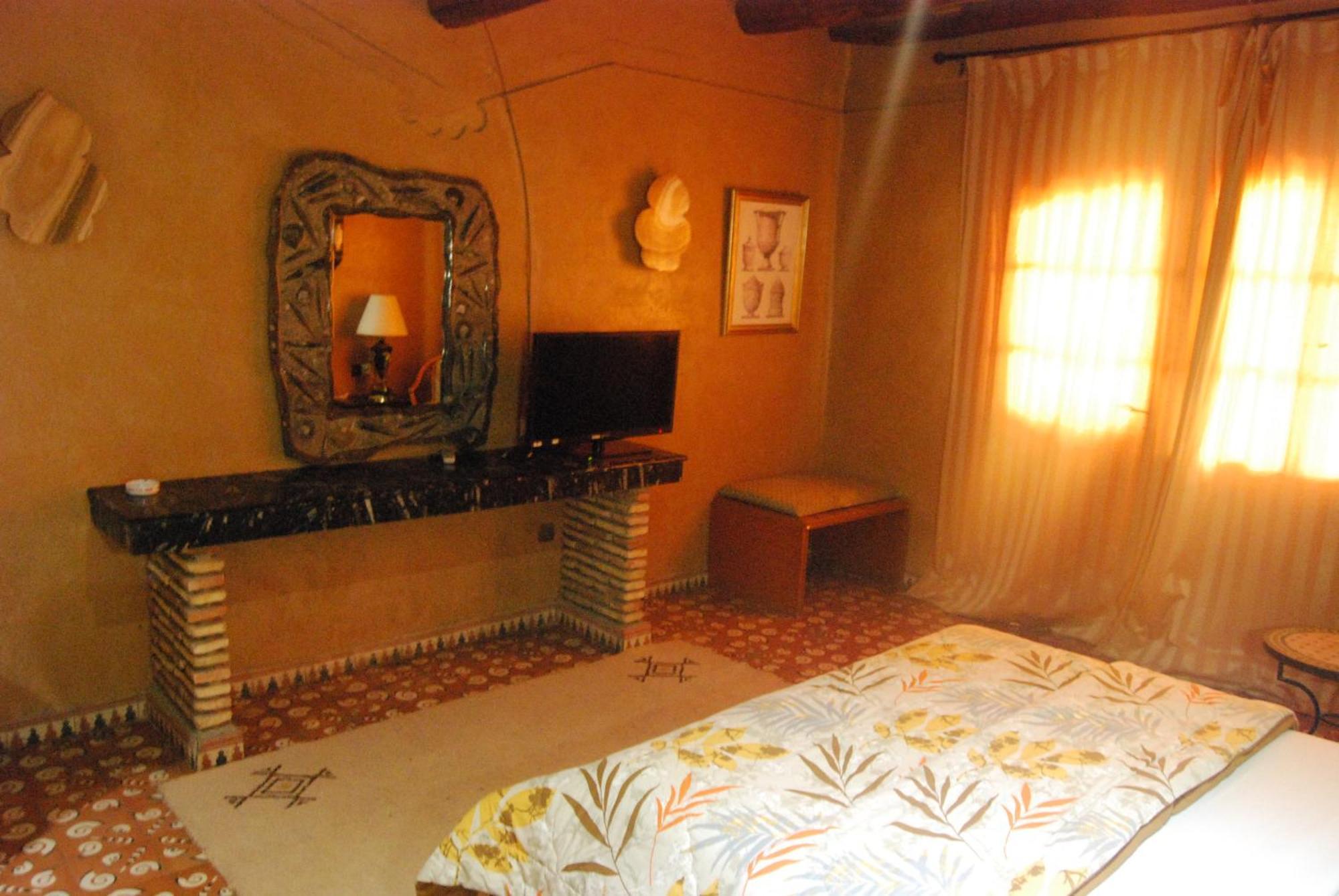 מידלת Hotel Taddart מראה חיצוני תמונה