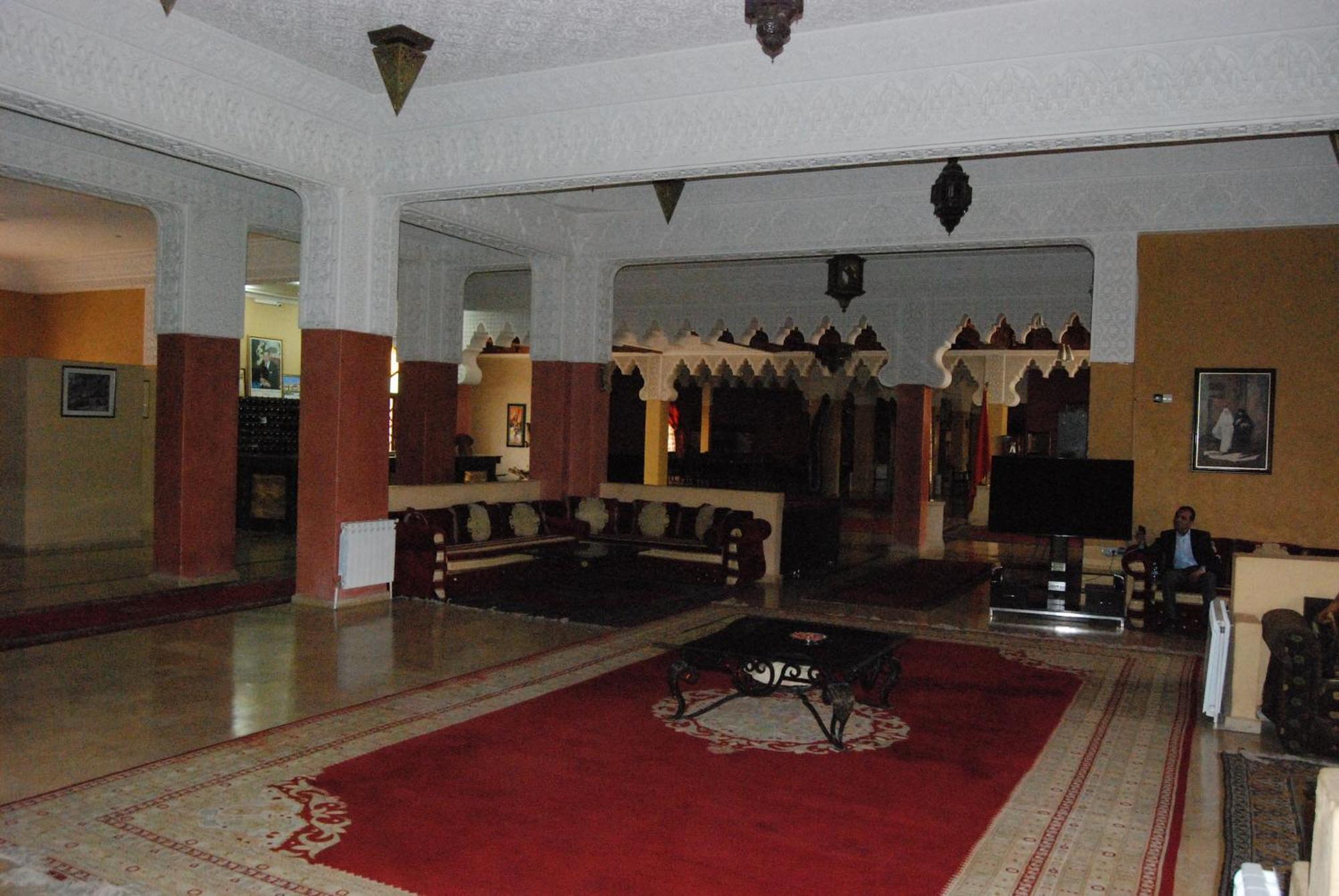מידלת Hotel Taddart מראה חיצוני תמונה