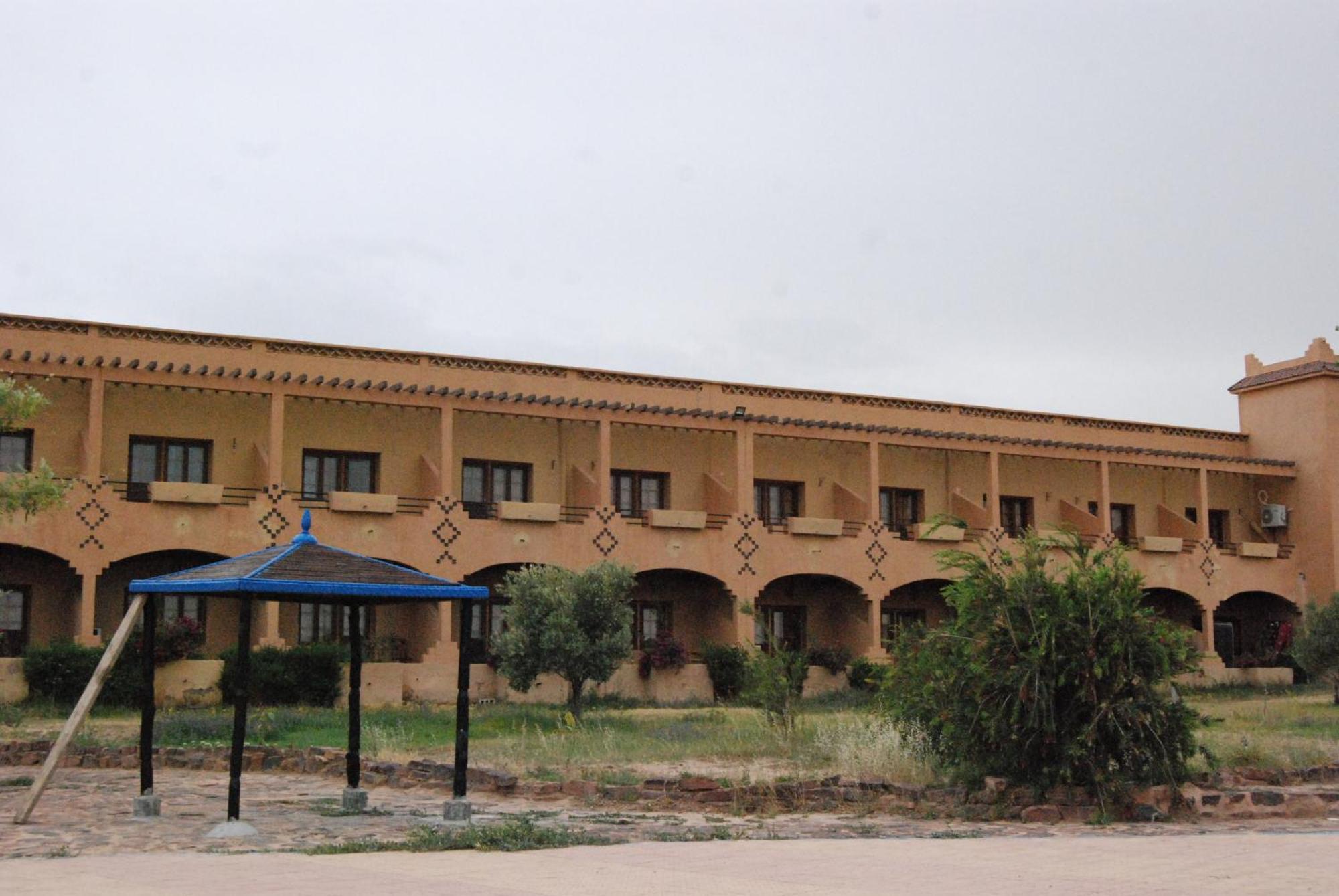 מידלת Hotel Taddart מראה חיצוני תמונה