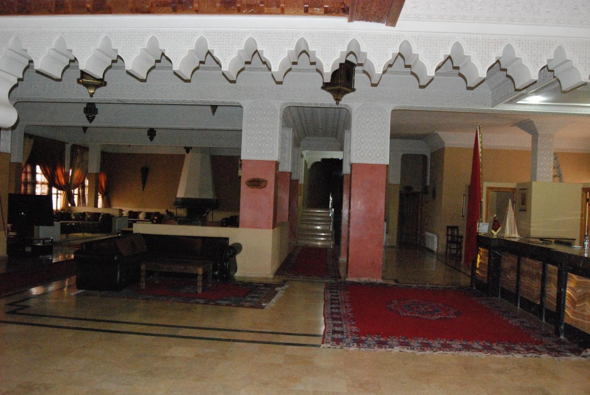 מידלת Hotel Taddart מראה חיצוני תמונה