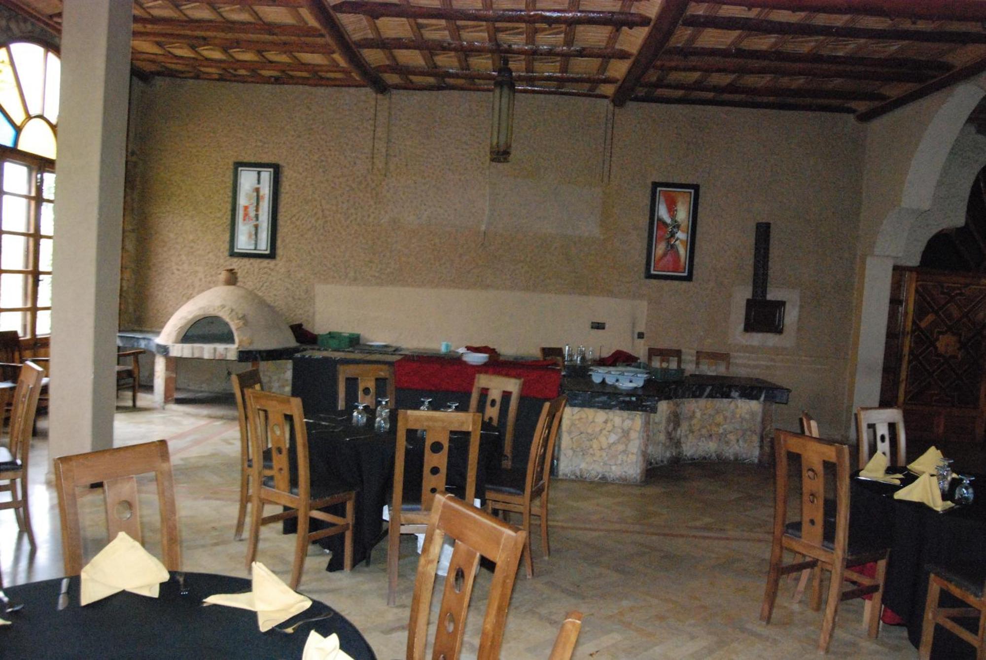 מידלת Hotel Taddart מראה חיצוני תמונה