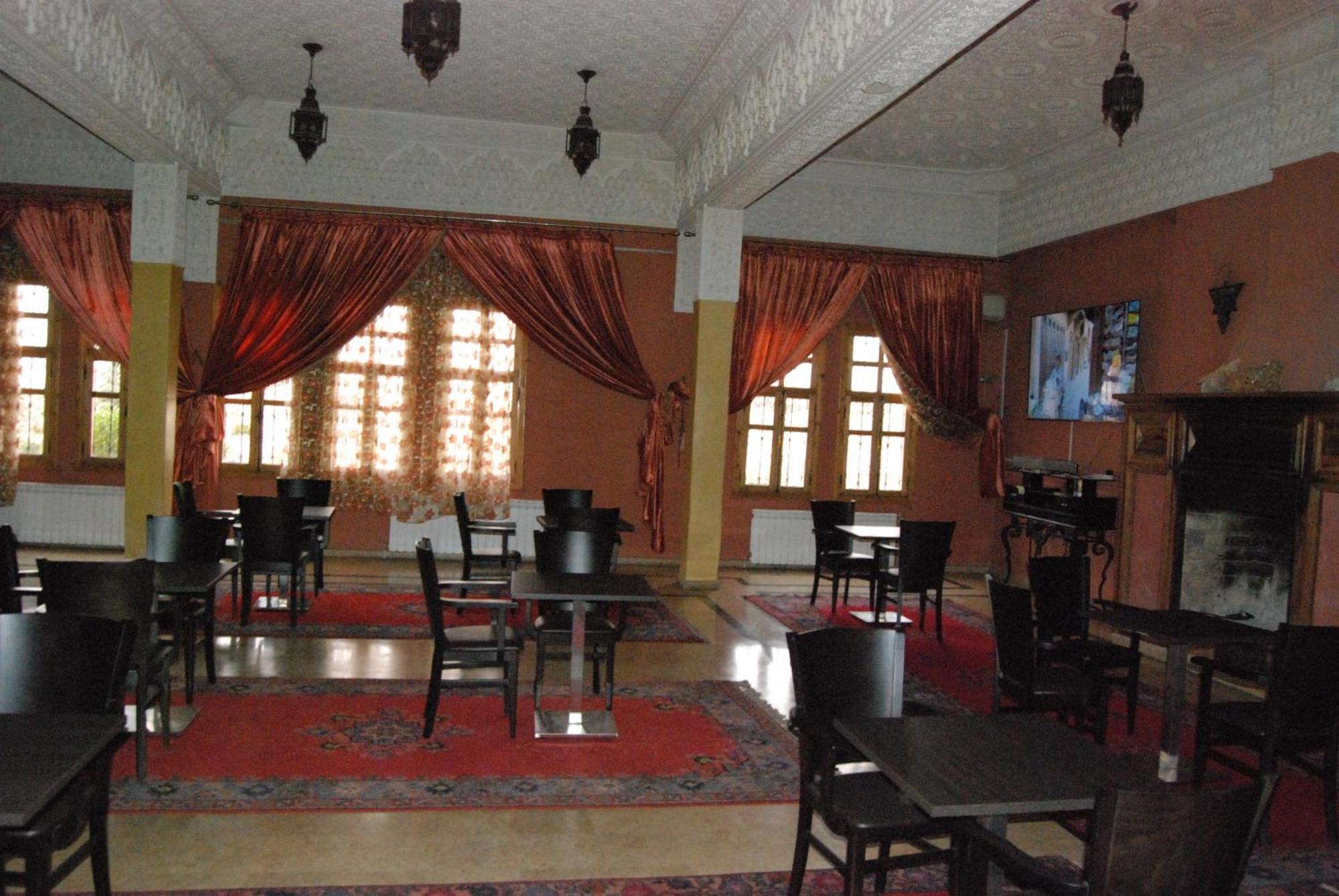 מידלת Hotel Taddart מראה חיצוני תמונה