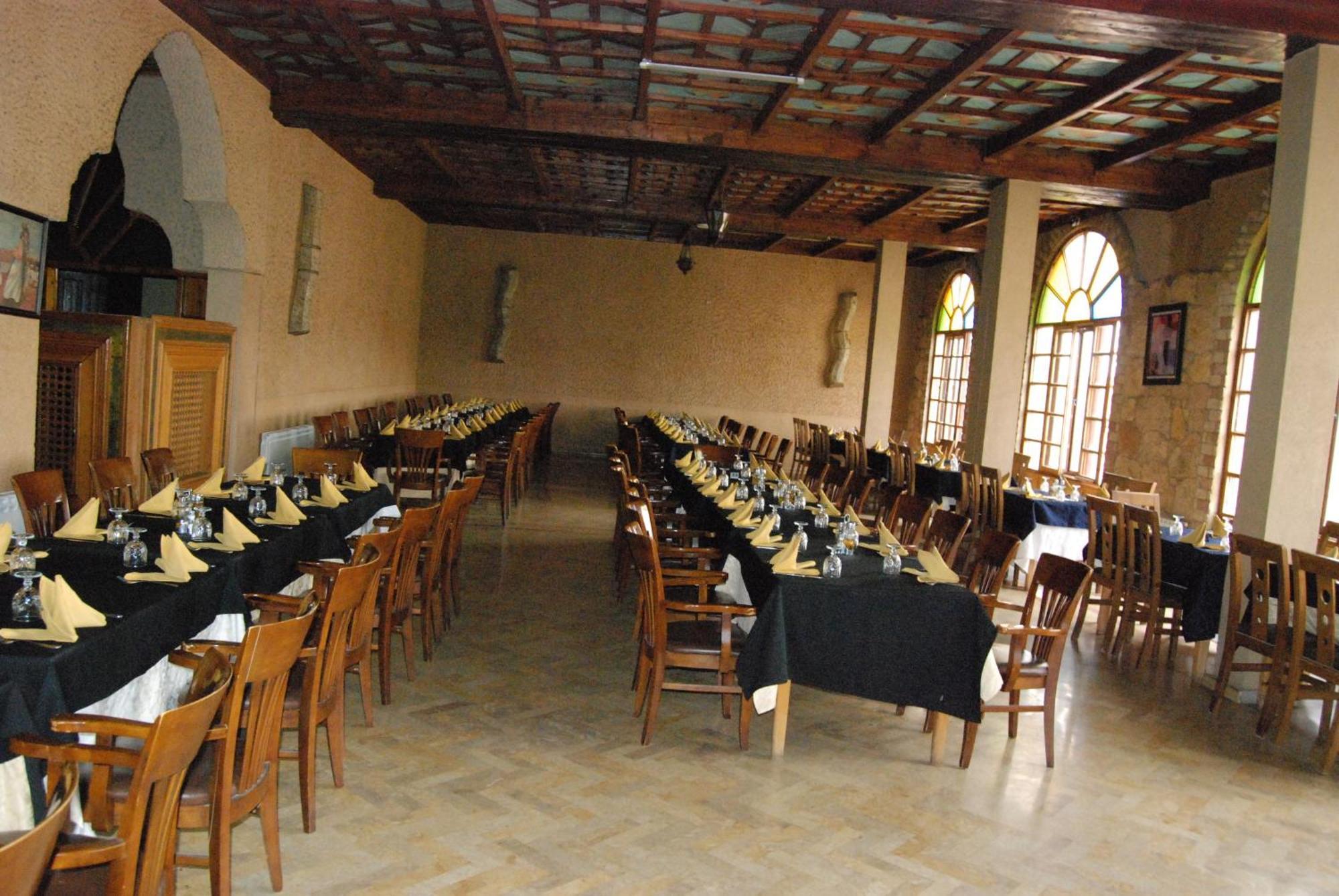 מידלת Hotel Taddart מראה חיצוני תמונה