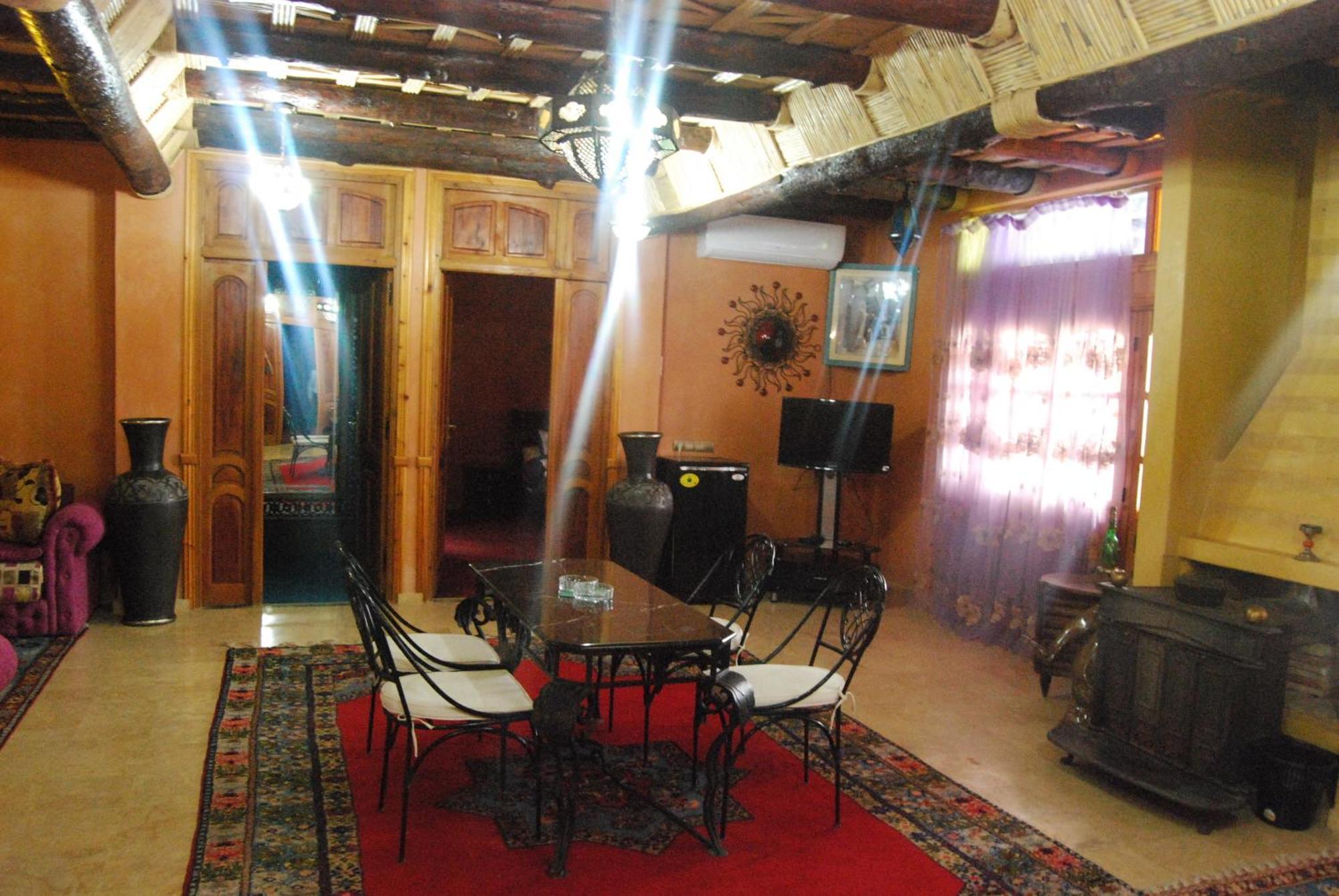 מידלת Hotel Taddart מראה חיצוני תמונה